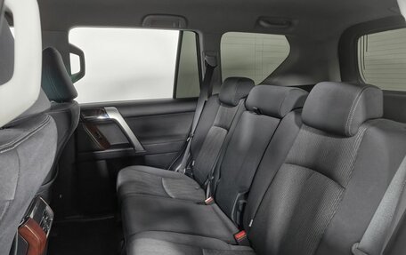 Toyota Land Cruiser Prado 150 рестайлинг 2, 2015 год, 2 639 000 рублей, 10 фотография