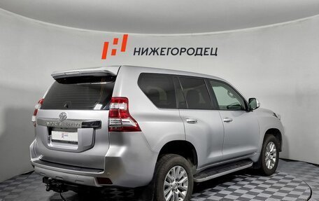 Toyota Land Cruiser Prado 150 рестайлинг 2, 2015 год, 2 639 000 рублей, 5 фотография