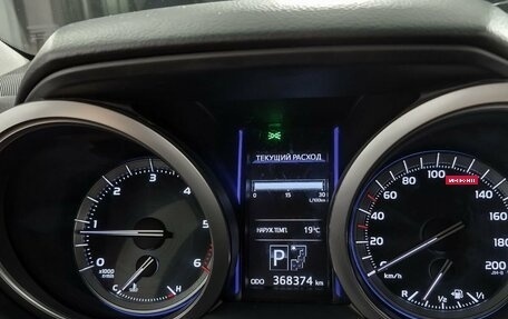Toyota Land Cruiser Prado 150 рестайлинг 2, 2015 год, 2 639 000 рублей, 26 фотография