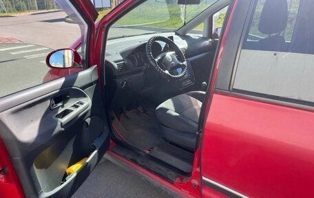 Volkswagen Sharan I рестайлинг, 2004 год, 555 000 рублей, 3 фотография