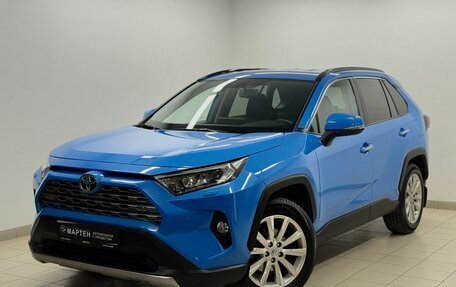 Toyota RAV4, 2019 год, 3 215 000 рублей, 1 фотография