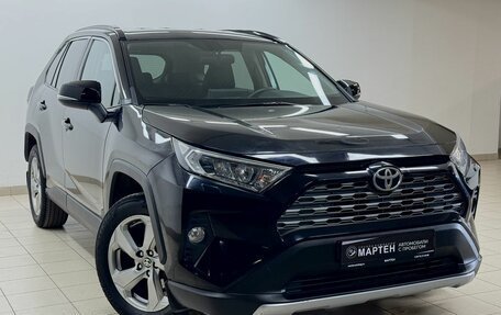 Toyota RAV4, 2019 год, 2 750 000 рублей, 3 фотография