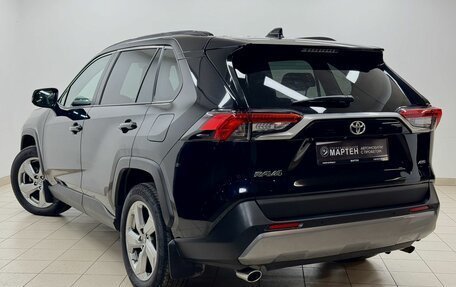 Toyota RAV4, 2019 год, 2 750 000 рублей, 4 фотография
