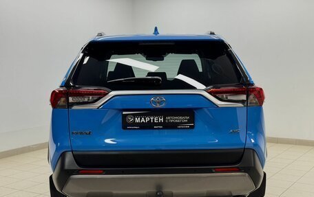 Toyota RAV4, 2019 год, 3 215 000 рублей, 5 фотография