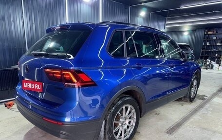 Volkswagen Tiguan II, 2018 год, 2 100 000 рублей, 4 фотография