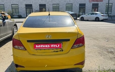 Hyundai Solaris II рестайлинг, 2015 год, 350 000 рублей, 1 фотография
