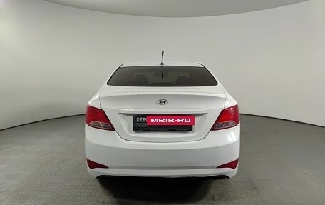 Hyundai Solaris II рестайлинг, 2015 год, 715 000 рублей, 7 фотография