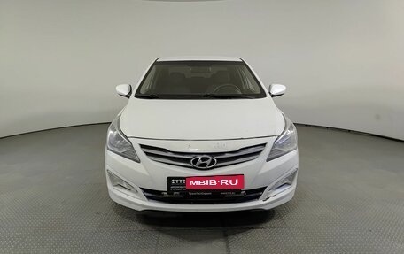 Hyundai Solaris II рестайлинг, 2015 год, 715 000 рублей, 2 фотография