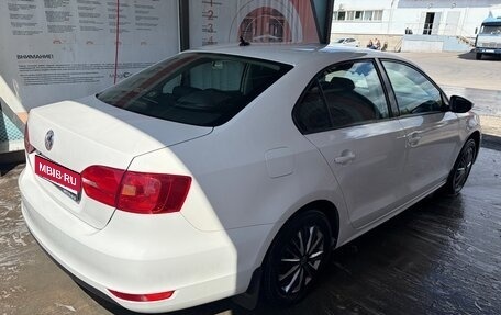 Volkswagen Jetta VI, 2013 год, 930 000 рублей, 10 фотография