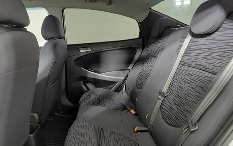 Hyundai Solaris II рестайлинг, 2015 год, 715 000 рублей, 15 фотография