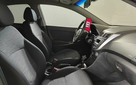 Hyundai Solaris II рестайлинг, 2015 год, 715 000 рублей, 13 фотография