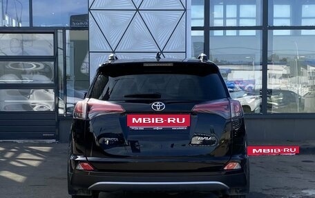 Toyota RAV4, 2018 год, 2 499 000 рублей, 6 фотография