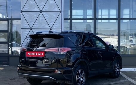 Toyota RAV4, 2018 год, 2 499 000 рублей, 5 фотография