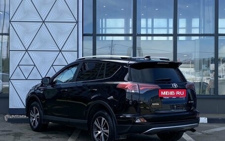 Toyota RAV4, 2018 год, 2 499 000 рублей, 7 фотография