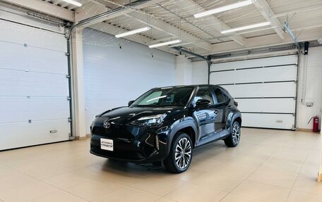 Toyota Yaris Cross, 2022 год, 2 279 000 рублей, 2 фотография