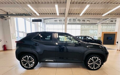 Toyota Yaris Cross, 2022 год, 2 279 000 рублей, 7 фотография