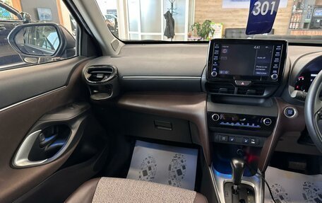 Toyota Yaris Cross, 2022 год, 2 279 000 рублей, 14 фотография