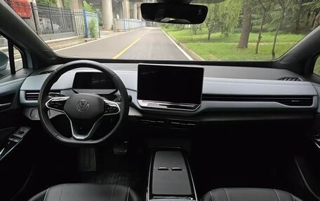 Volkswagen ID.4, 2024 год, 3 150 000 рублей, 9 фотография