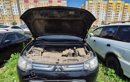 Mitsubishi Outlander III рестайлинг 3, 2012 год, 950 000 рублей, 9 фотография