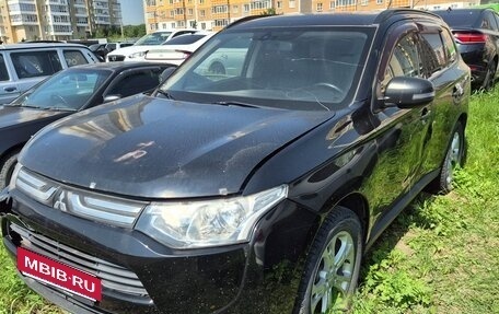 Mitsubishi Outlander III рестайлинг 3, 2012 год, 950 000 рублей, 6 фотография
