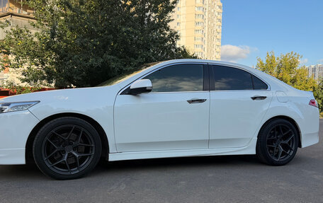 Honda Accord VIII рестайлинг, 2012 год, 1 700 000 рублей, 3 фотография