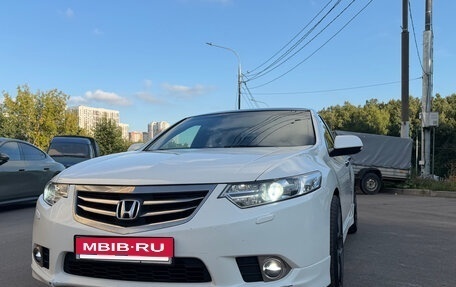 Honda Accord VIII рестайлинг, 2012 год, 1 700 000 рублей, 2 фотография