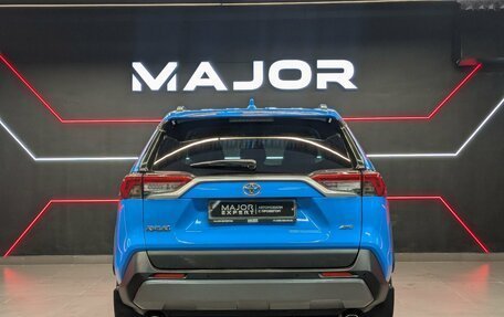 Toyota RAV4, 2020 год, 3 390 000 рублей, 3 фотография