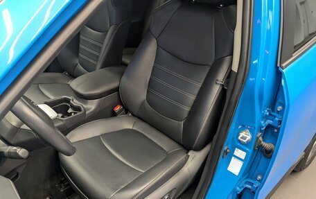 Toyota RAV4, 2020 год, 3 390 000 рублей, 15 фотография