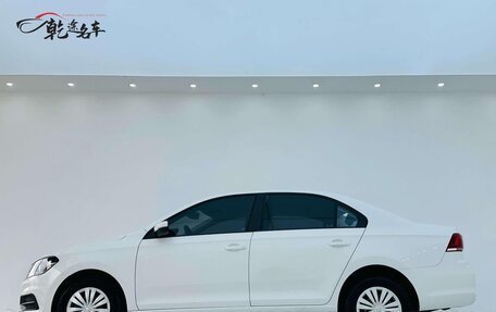 Volkswagen Santana, 2022 год, 850 000 рублей, 6 фотография