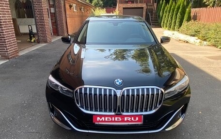 BMW 7 серия, 2020 год, 5 500 000 рублей, 3 фотография