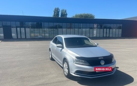 Volkswagen Jetta VI, 2015 год, 590 000 рублей, 3 фотография