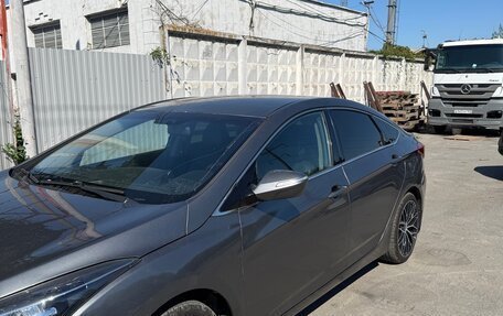 Hyundai i40 I рестайлинг, 2015 год, 860 000 рублей, 3 фотография