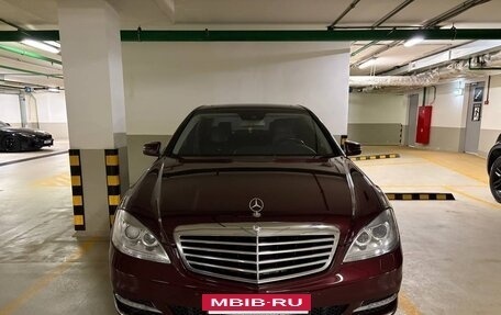Mercedes-Benz S-Класс, 2011 год, 2 197 997 рублей, 2 фотография