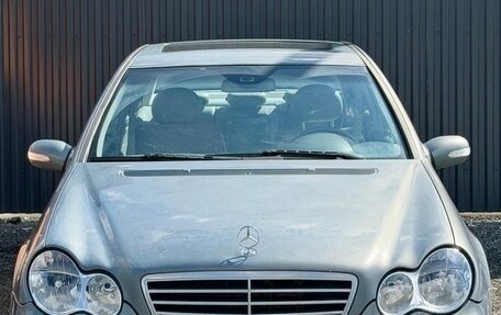 Mercedes-Benz C-Класс, 2005 год, 450 000 рублей, 2 фотография