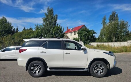 Toyota Fortuner II, 2019 год, 3 200 000 рублей, 12 фотография