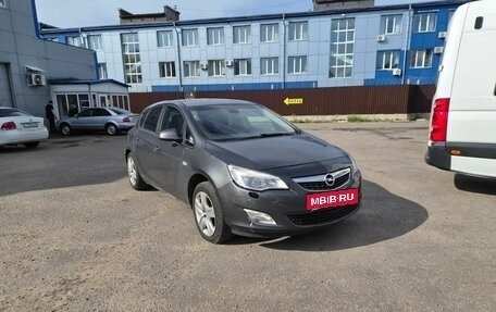 Opel Astra J, 2010 год, 470 000 рублей, 3 фотография
