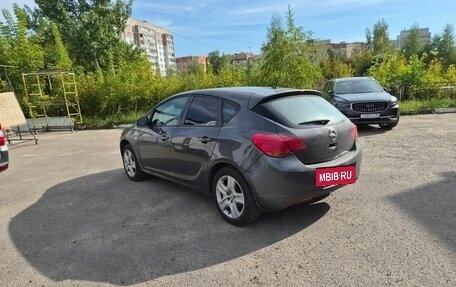 Opel Astra J, 2010 год, 470 000 рублей, 2 фотография