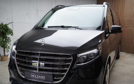 Mercedes-Benz V-Класс, 2026 год, 14 450 500 рублей, 3 фотография