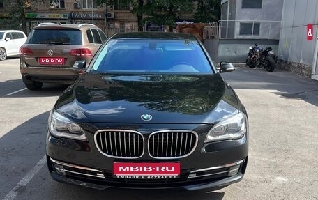 BMW 7 серия, 2014 год, 2 300 000 рублей, 1 фотография