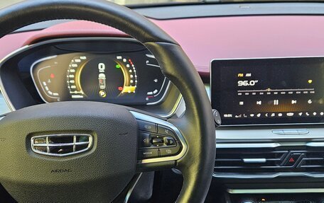 Geely Coolray I, 2022 год, 1 900 000 рублей, 9 фотография