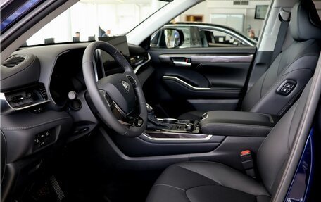 Toyota Highlander, 2026 год, 6 070 000 рублей, 10 фотография
