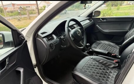 Skoda Rapid I, 2016 год, 880 000 рублей, 10 фотография