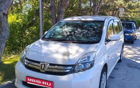 Toyota ISis I, 2011 год, 1 200 000 рублей, 8 фотография