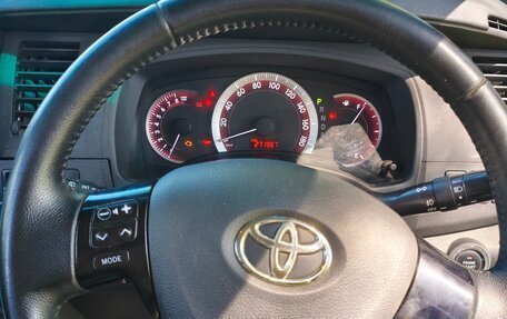 Toyota ISis I, 2011 год, 1 200 000 рублей, 19 фотография