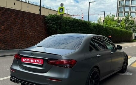 Mercedes-Benz E-Класс, 2020 год, 4 400 000 рублей, 5 фотография