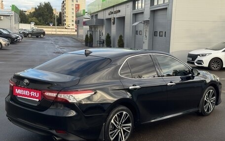 Toyota Camry, 2018 год, 2 550 000 рублей, 6 фотография