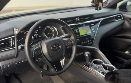 Toyota Camry, 2018 год, 2 550 000 рублей, 14 фотография