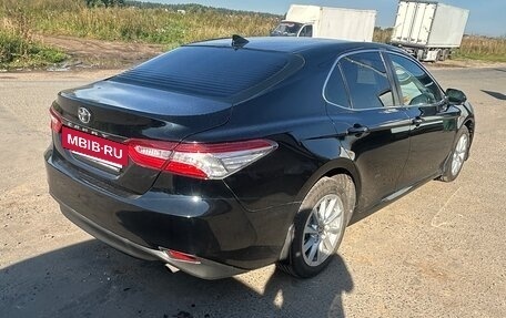 Toyota Camry, 2021 год, 2 099 000 рублей, 4 фотография