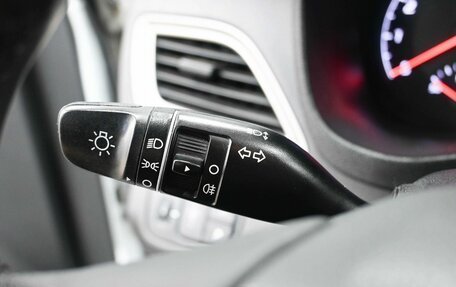 Hyundai Solaris II рестайлинг, 2021 год, 1 319 900 рублей, 11 фотография