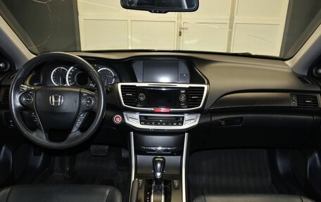 Honda Accord IX рестайлинг, 2013 год, 1 597 000 рублей, 17 фотография